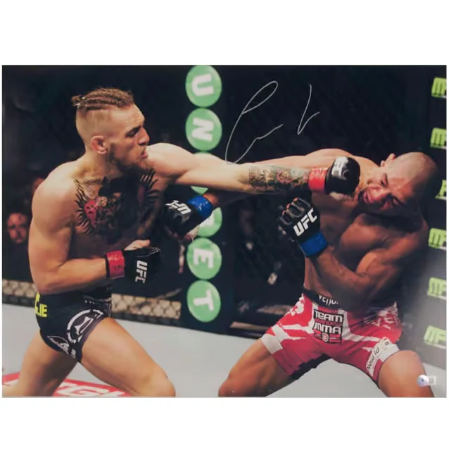 Conor McGregor Signed UFC Fighting Print Size 16″ x 20″ with Beckett COA