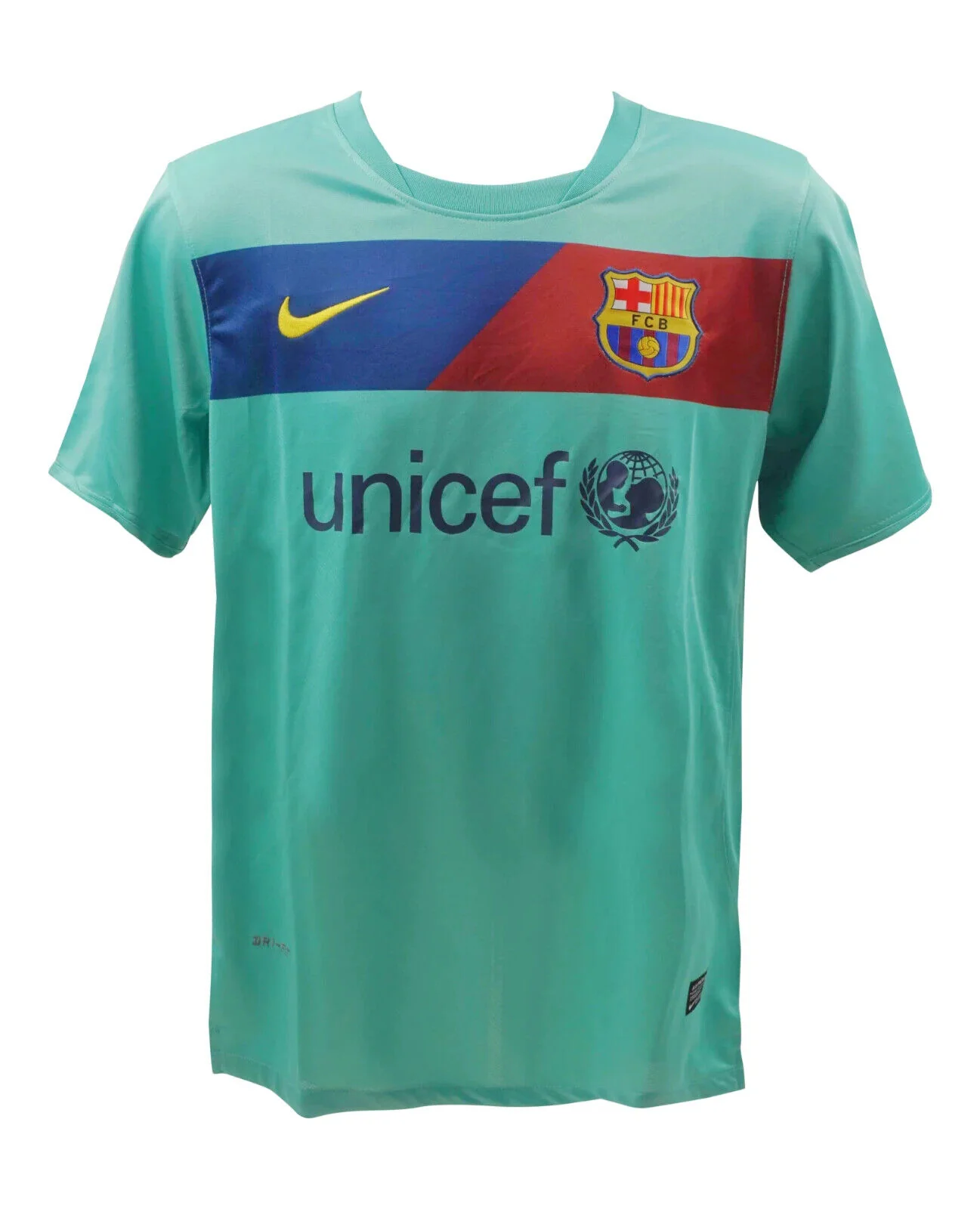 Framed David Villa Signed FC Barcelona Away Soccer Jersey #7 with Beckett Witness - Image 4