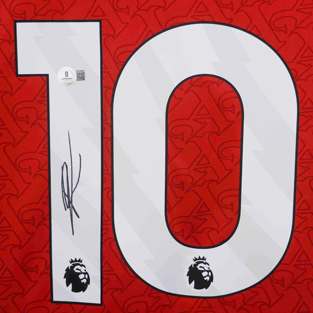 Framed Eberechi Eze Signed Arsenal FC Home Soccer Jersey #11 with Beckett COA - Image 2
