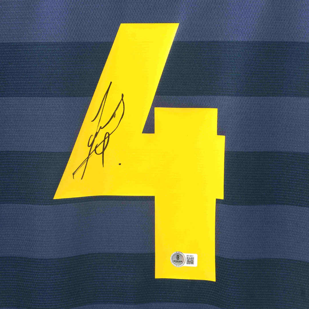 Framed Javier Zanetti Signed Inter Milan Soccer Jersey #4 with Beckett COA - Image 2