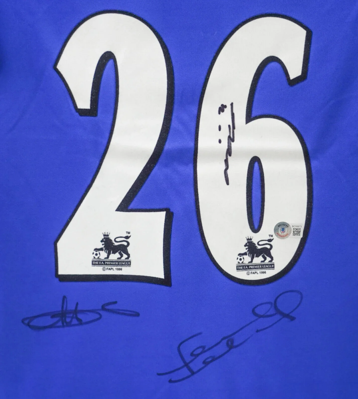 Lampard, Drogba & Terry Signed Chelsea Home Soccer Jersey #26 with Beckett COA - Image 2