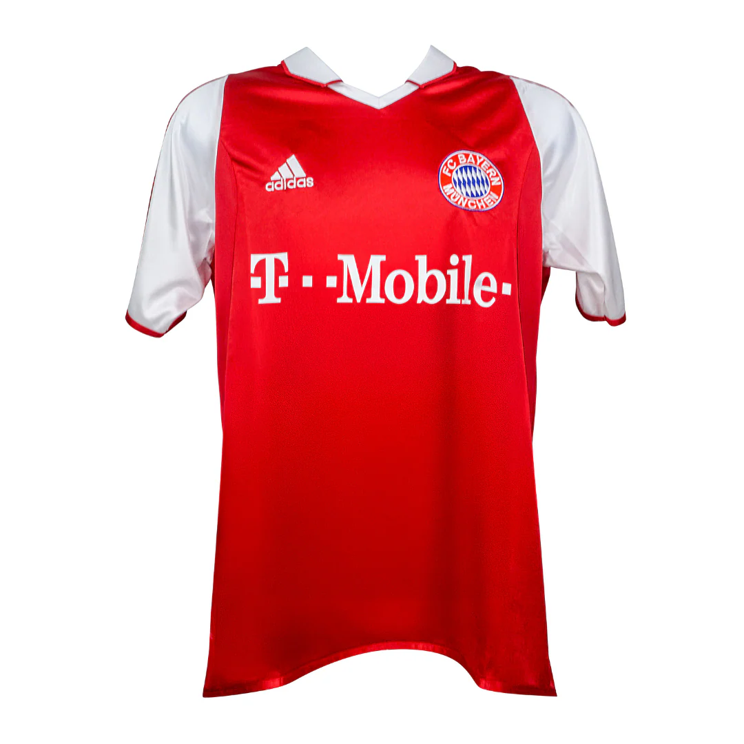 Framed Michael Ballack Signed Bayern Munich Home Soccer Jersey #13 with Beckett Witness - Image 4