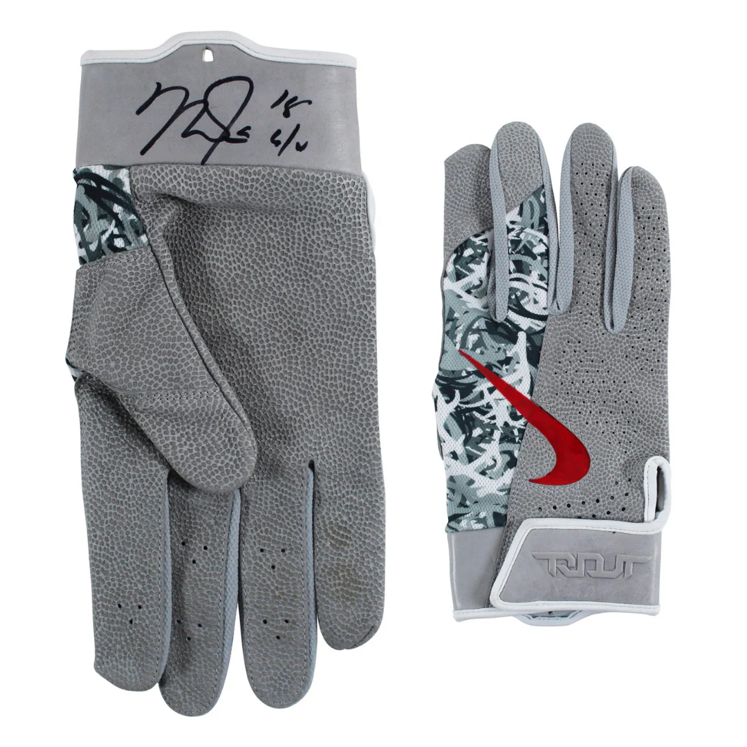 Mike Trout Signed 2018 Game Used Nike Batting Glove with Beckett COA
