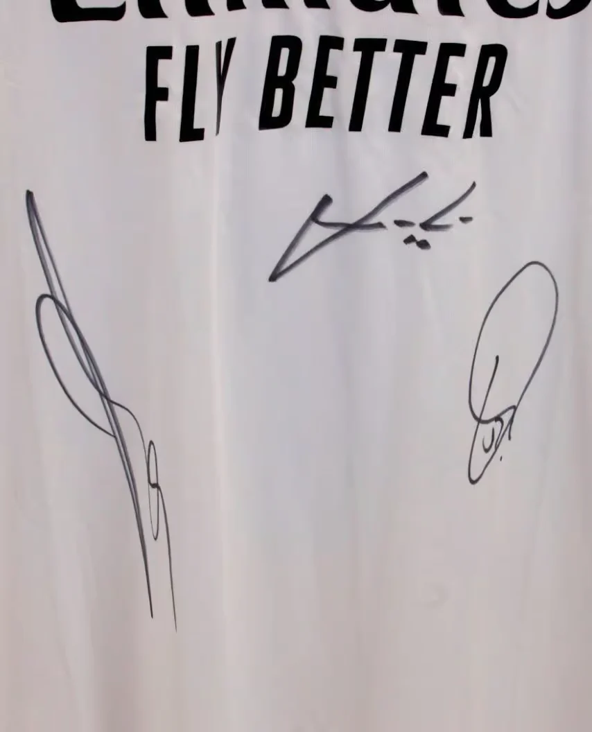 Vinicius Jr, Benzema & Modric Signed Real Madrid Soccer Jersey with Beckett COA - Image 2