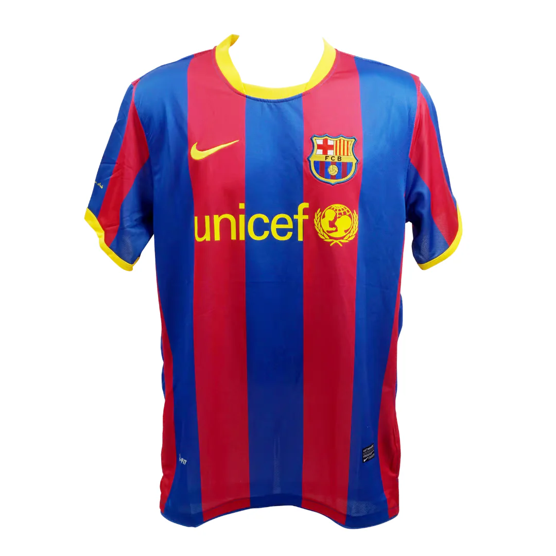 Framed Xavi Signed FC Barcelona Home Soccer Jersey #6 with Beckett COA - Image 4